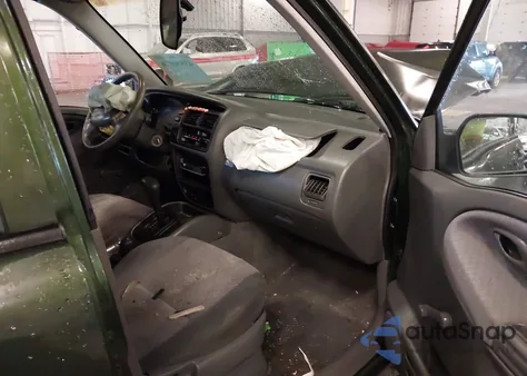 2000 Chevrolet Tracker Hard Top z USA, uszkodzony, nr VIN 2CNBJ13C5Y6907097